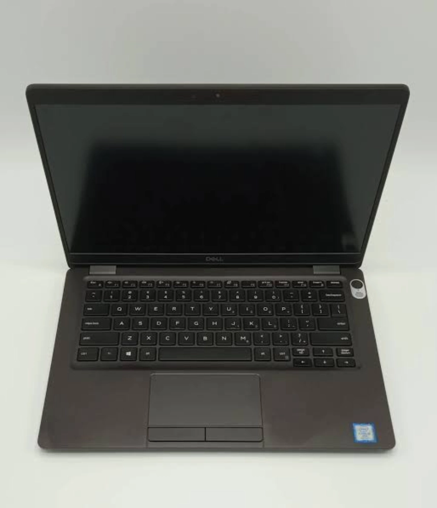 لپ‌تاپ Dell Latitude 5300 با پردازنده Core i5-8365U، رم 16 گیگابایت و حافظه 256 گیگابایت